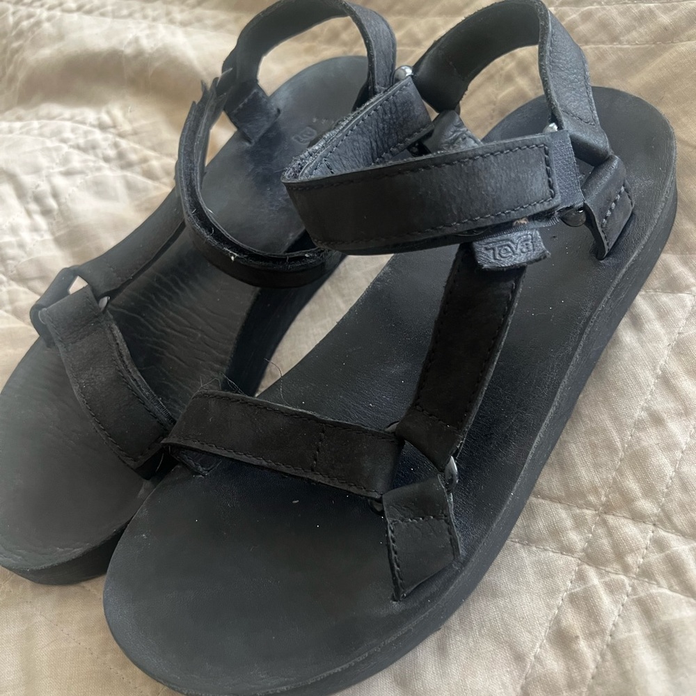 Teva Midform Sandal // Black leather